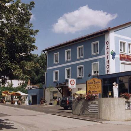 Restaurant "Hotel garni-Landgasthof Zur Blauen Traube" in Kümmersbruck