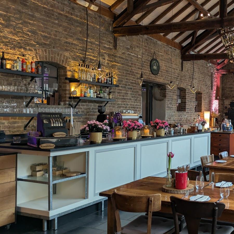 Restaurant "Landlust Burg Flamersheim" in Euskirchen