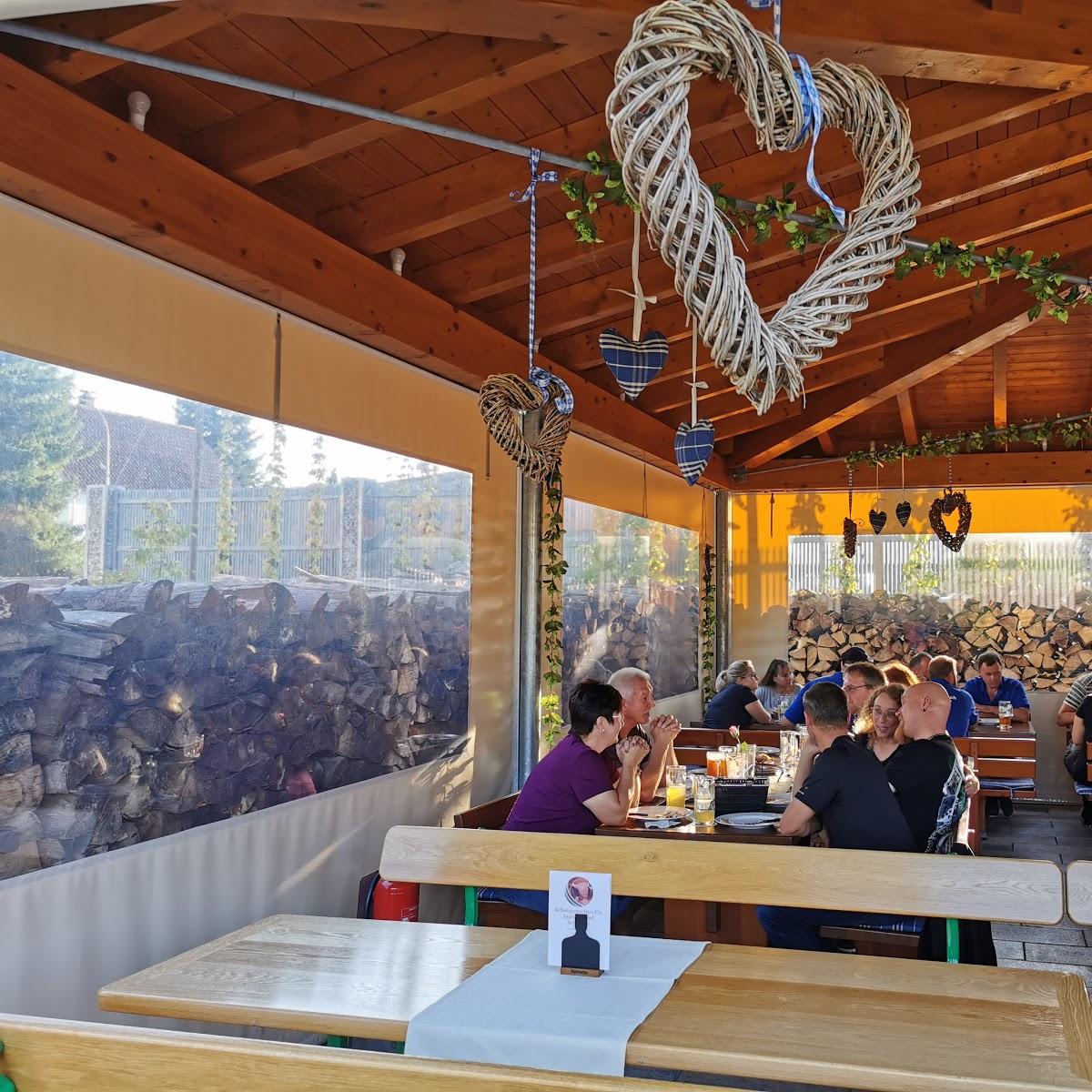 Restaurant "Gasthaus Kreuz Inh. Rainer Heckenberger" in  Oberstadion