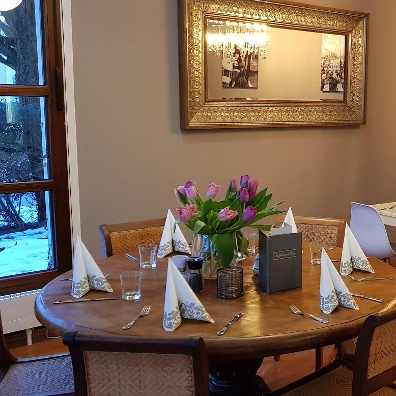 Restaurant "Kaffeehaus  - Bistro" in Berg