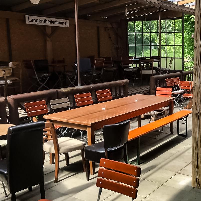 Restaurant "Schaffnerlos Musikbahnhof Bar" in Waldershof