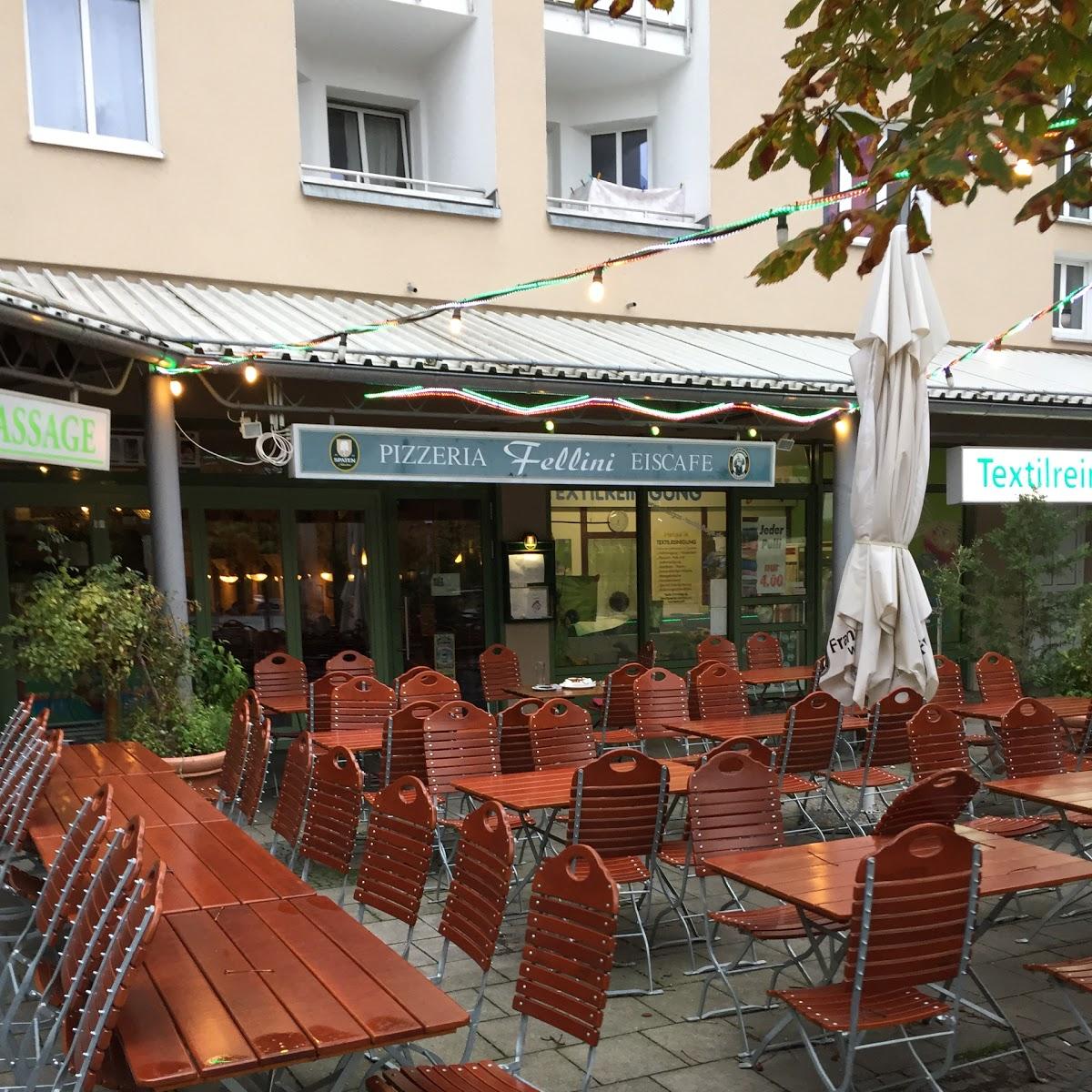 Restaurant "Pizzeria Fellini" in München