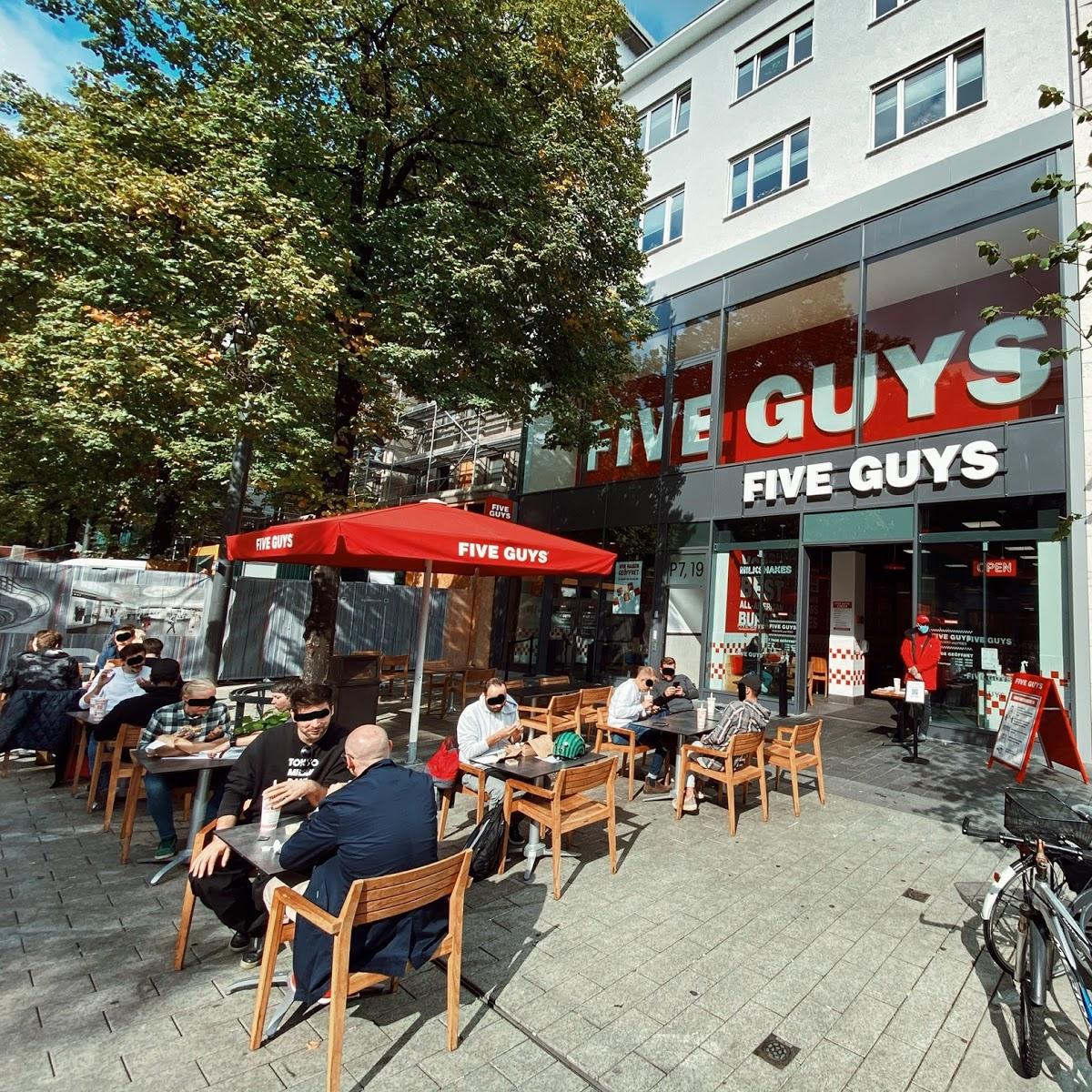 Restaurant "Five Guys" in Mannheim