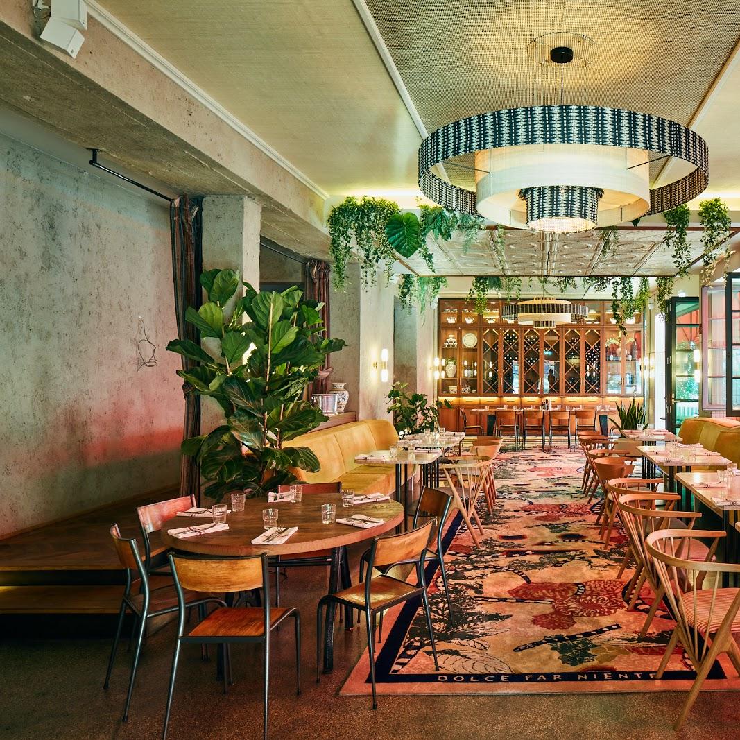 Restaurant "SUPERNOVA Bar & Trattoria" in München