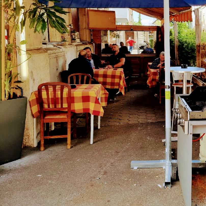 Restaurant "Familia Pimenta" in Basel