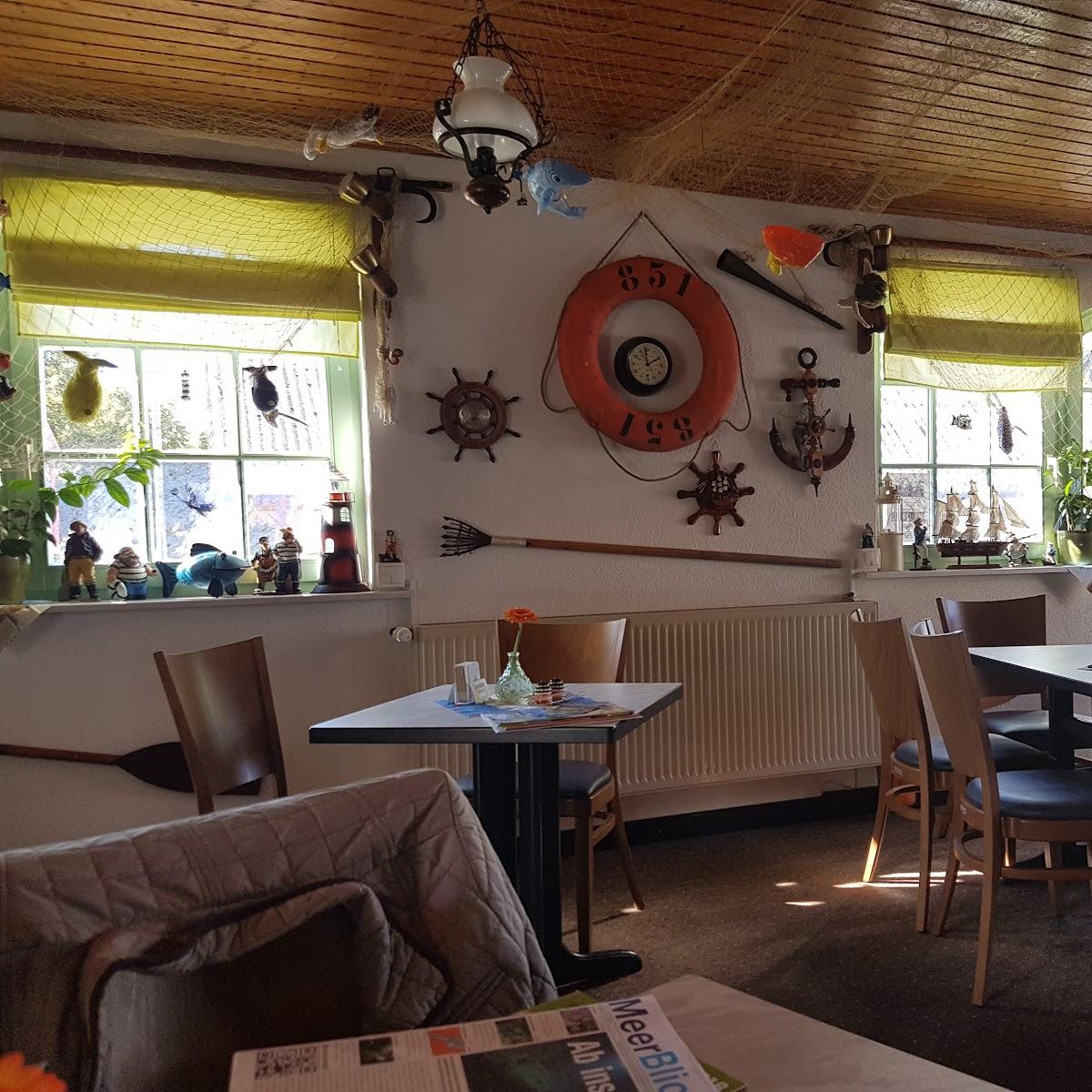 Restaurant "Jacobs Fischgaststätte" in Wiek