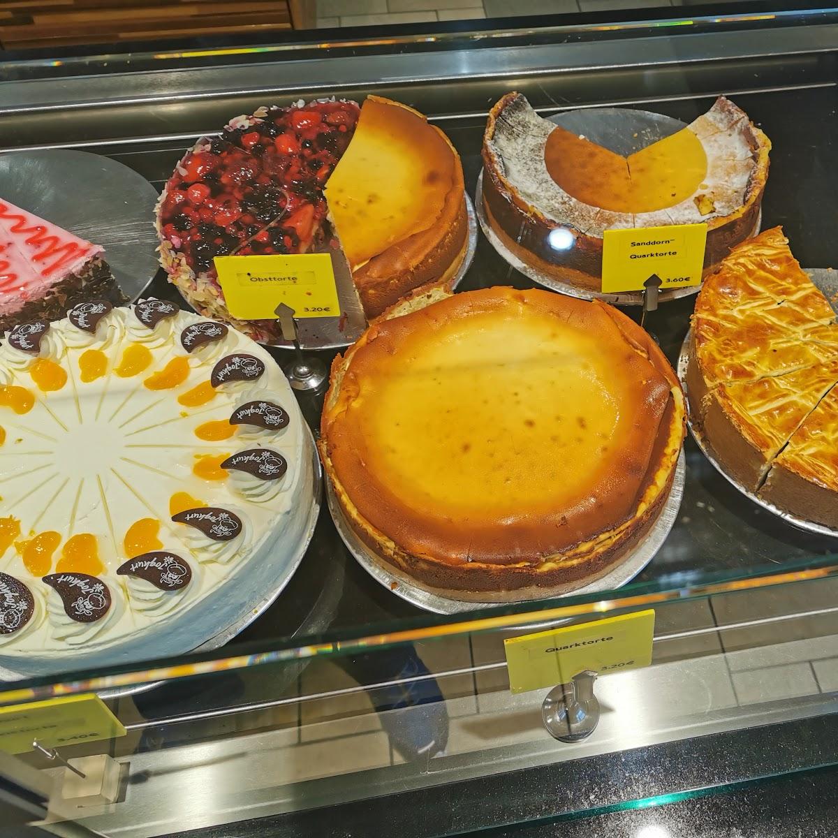 Restaurant "Café Gumpfer" in Sassnitz