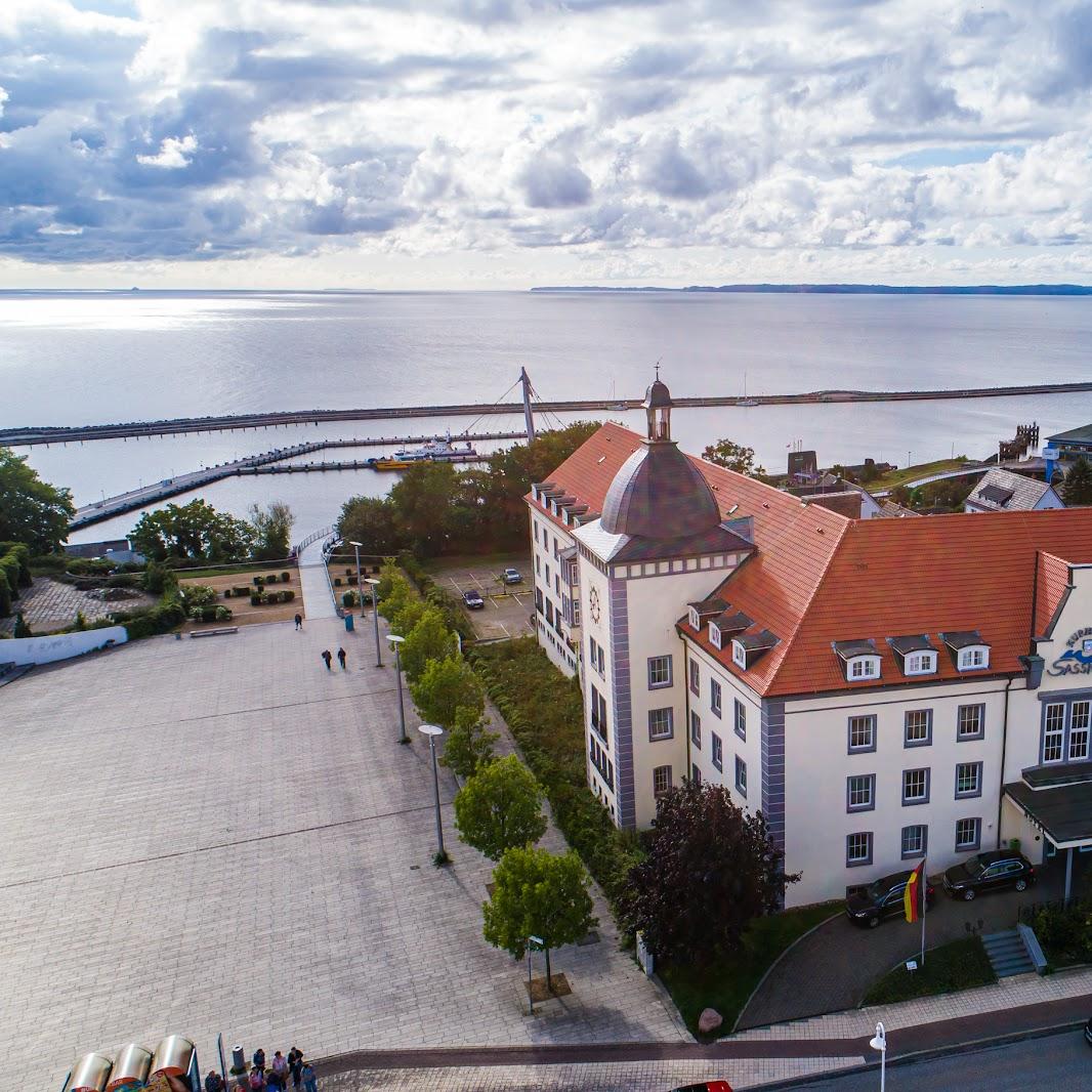 Restaurant "Kurhotel" in Sassnitz