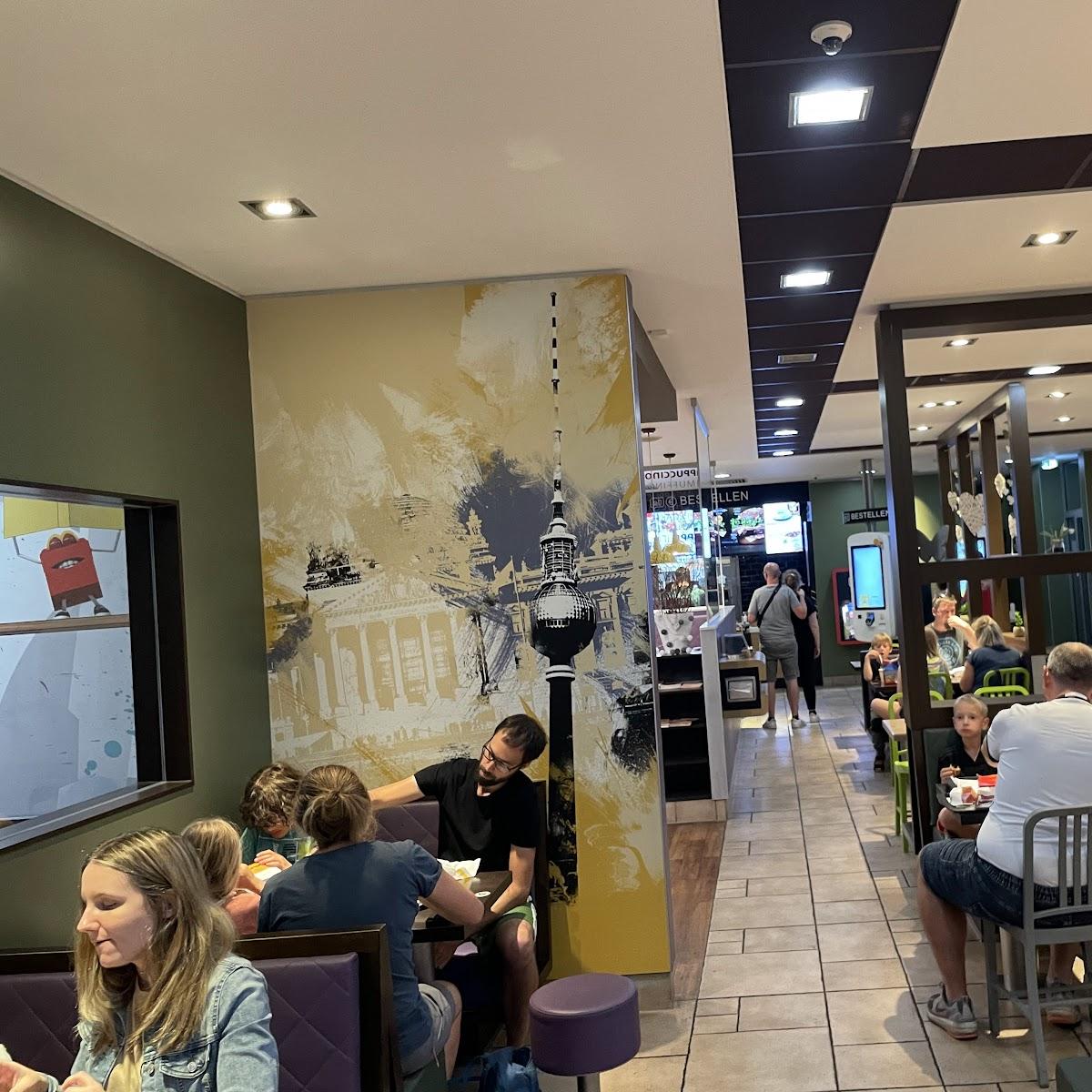 Restaurant "McDonald