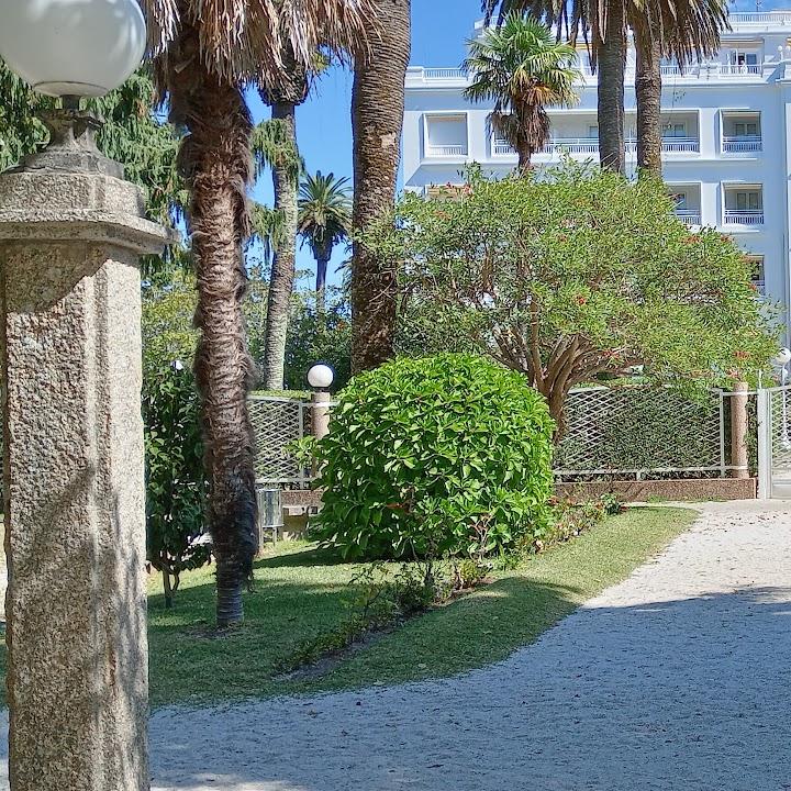 Restaurant "Bernadine und Heinz Hinson Gaststätte Brunnenschenke" in Lonnig