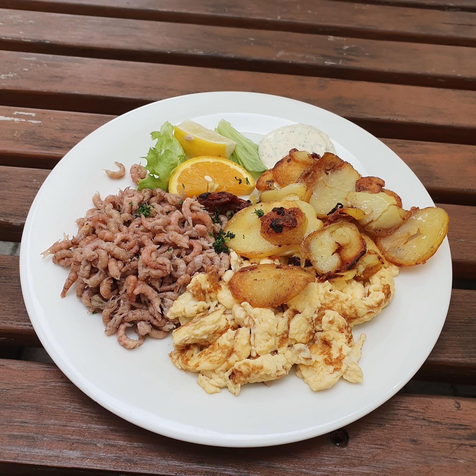 Restaurant "Aal & Fischräucherei - Restaurant Störtebeker" in Norden