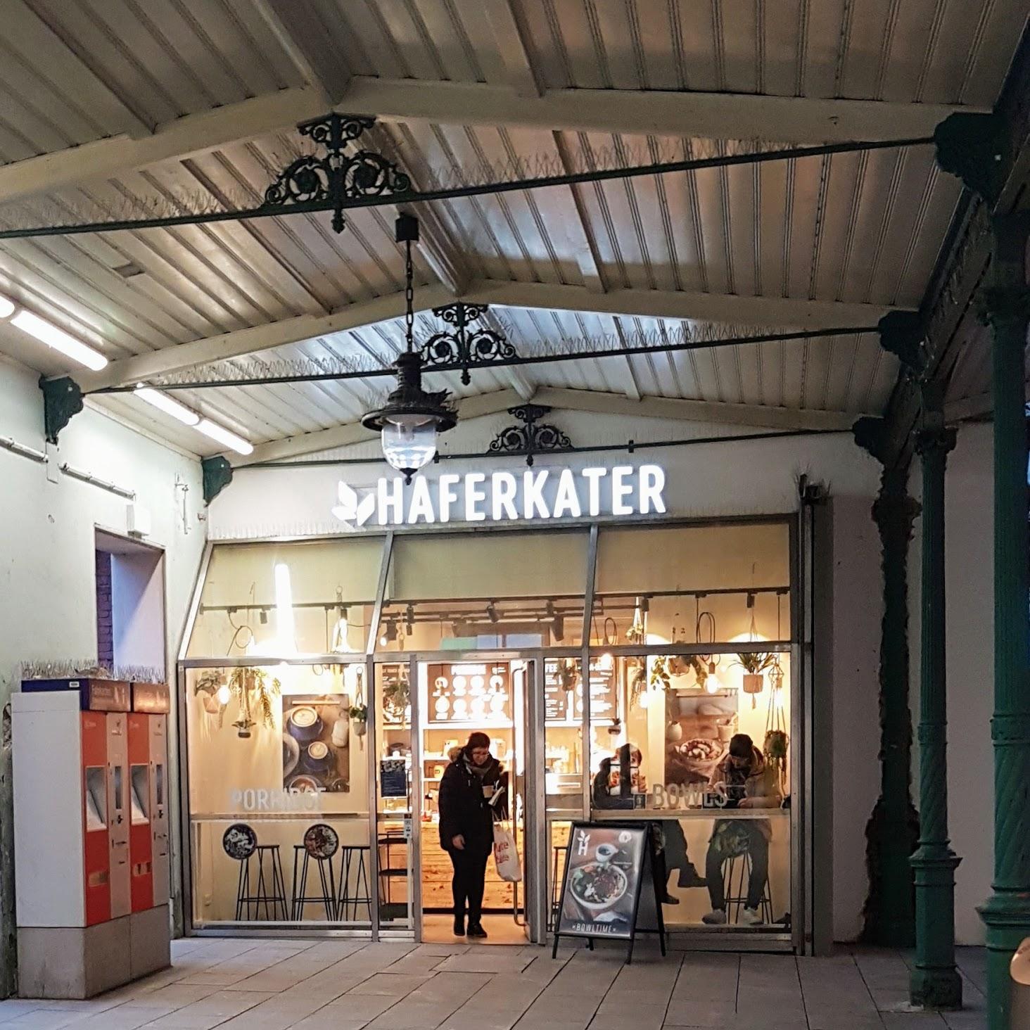 Restaurant "Café Haferkater, Bahnhof Pasing" in München