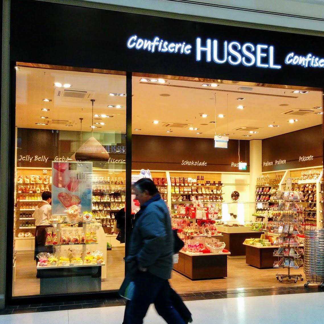 Restaurant "HUSSEL Confiserie" in Berlin