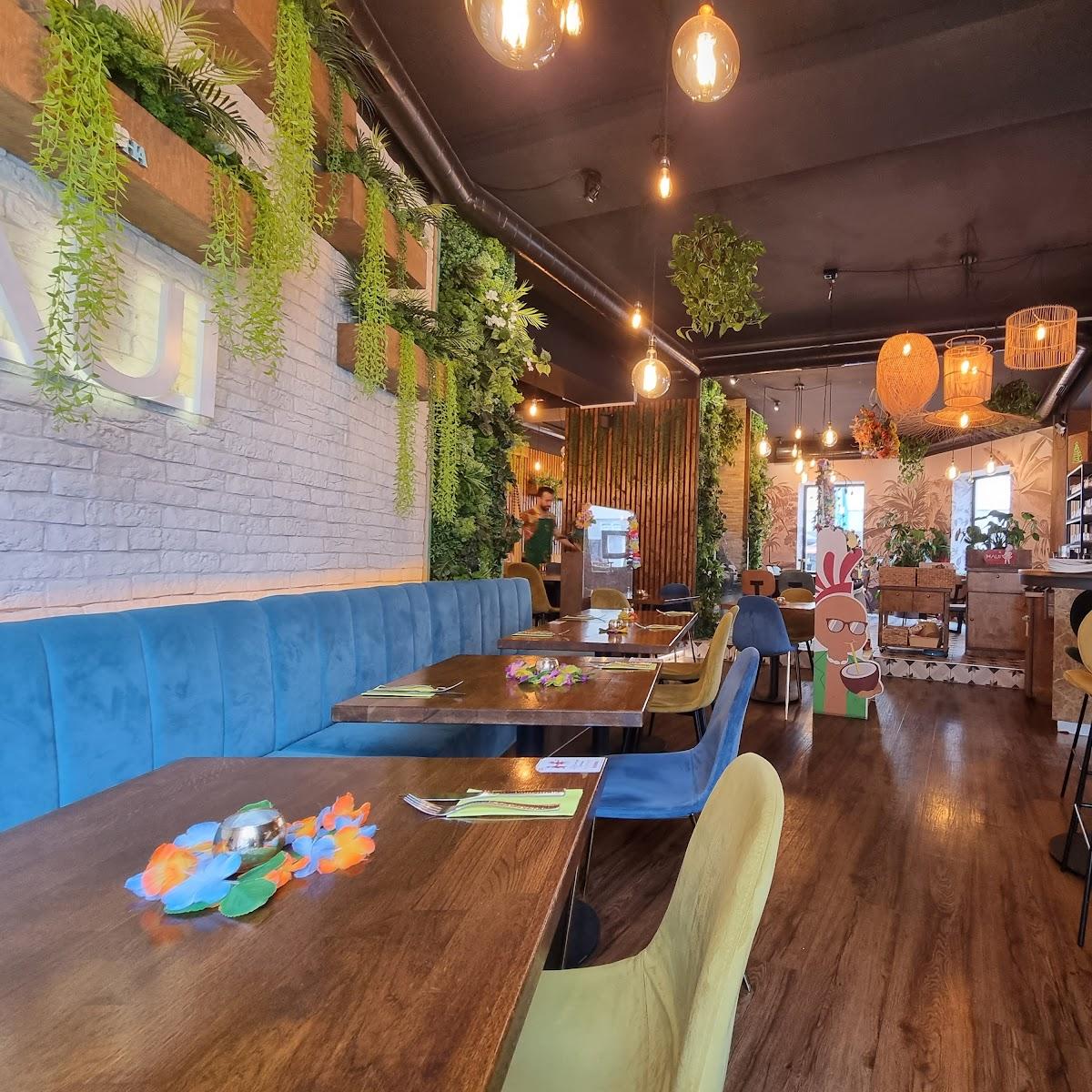 Restaurant "MAUI - Hawasian & Vietnamese Restaurant |  Nymphenburg" in München