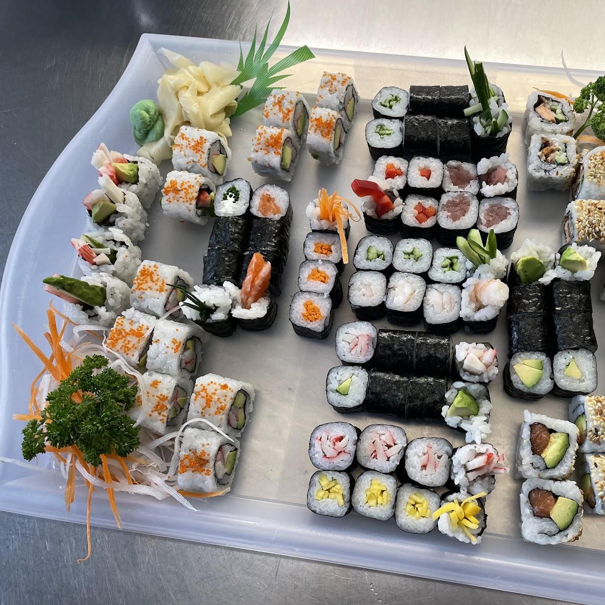 Restaurant "SUSHI & WOK" in Trostberg