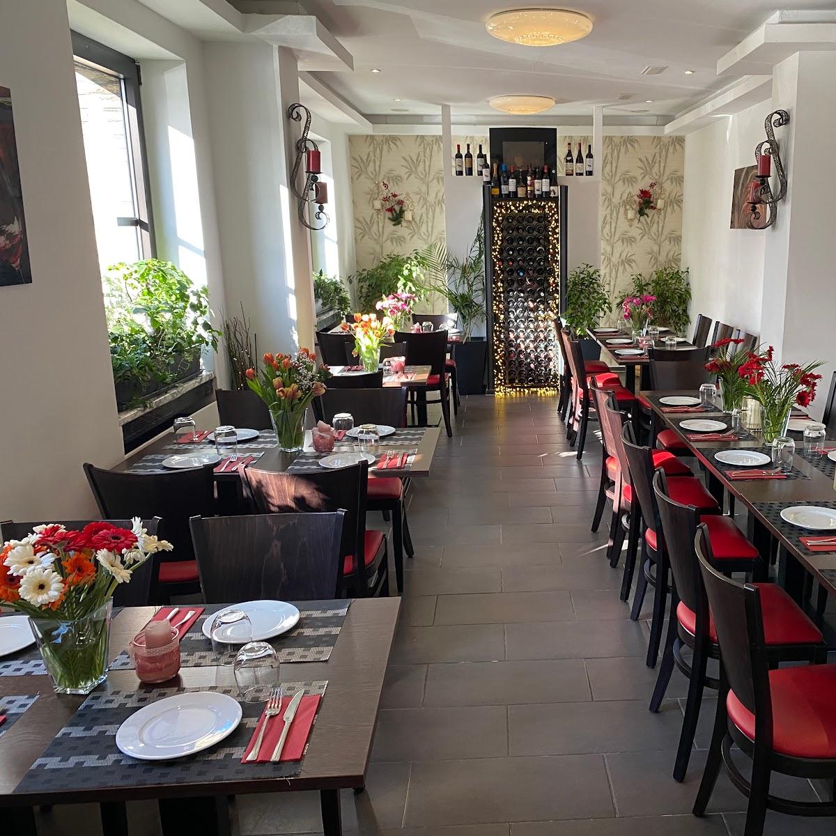 Restaurant "Rosmarin - Restaurant & Bar" in Krefeld