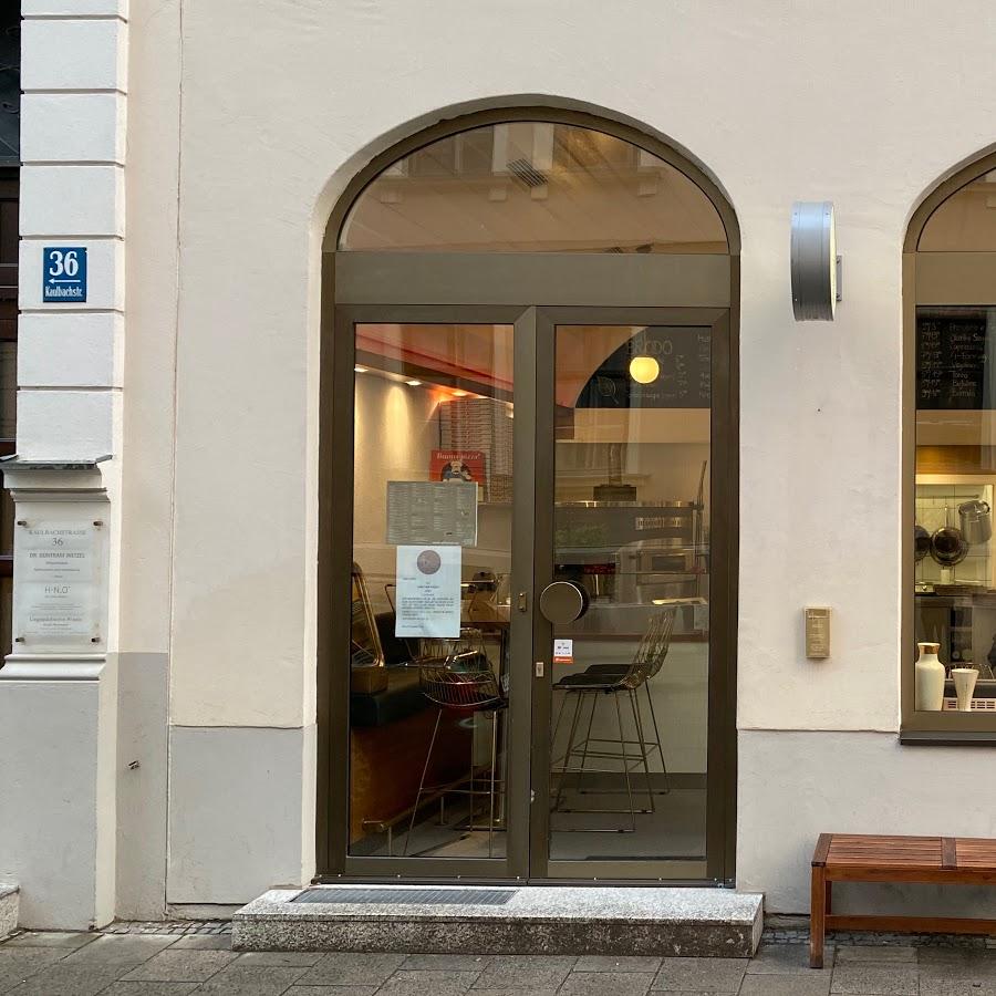 Restaurant "a domani Pizza Brodo & Amore" in München