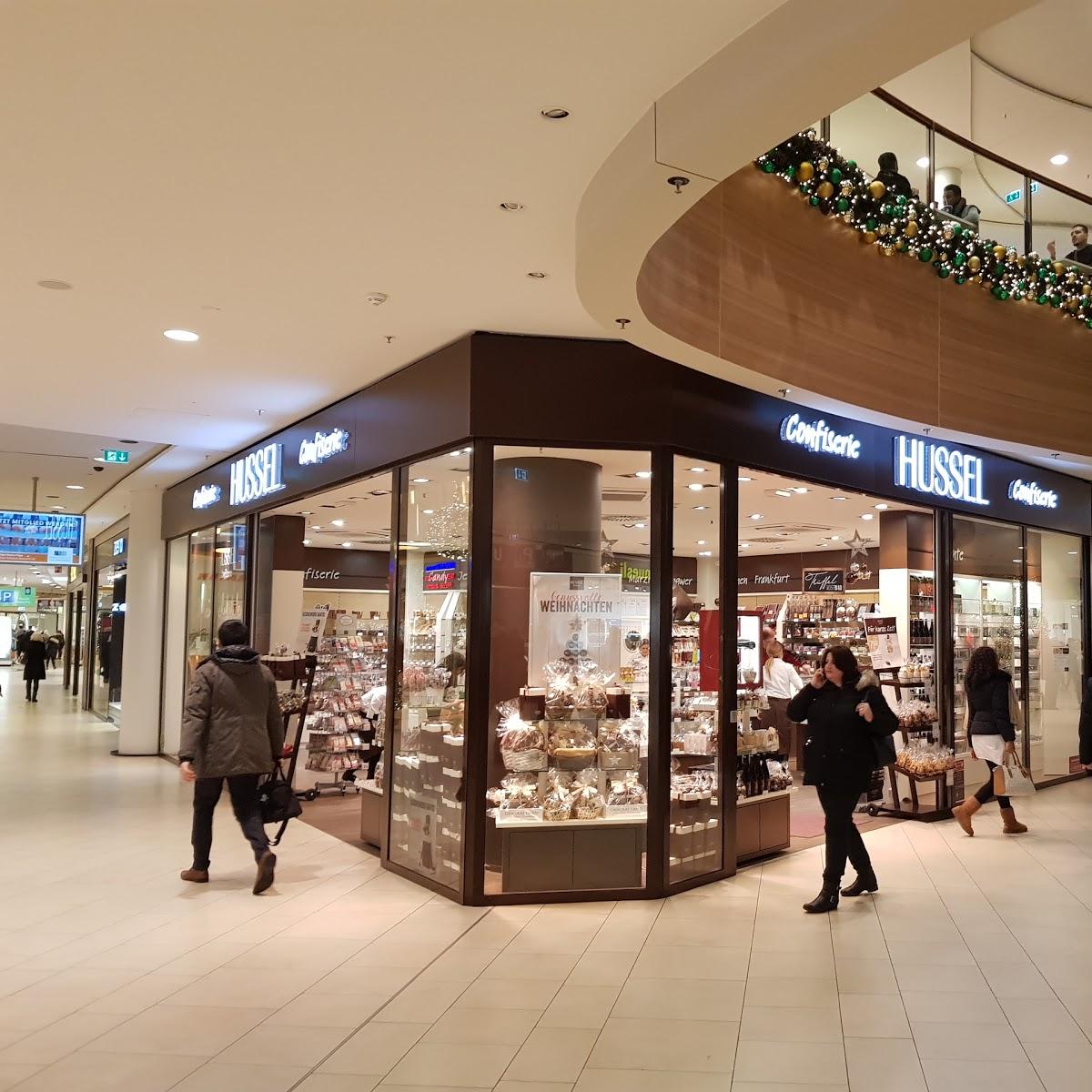 Restaurant "HUSSEL Confiserie" in Frankfurt am Main