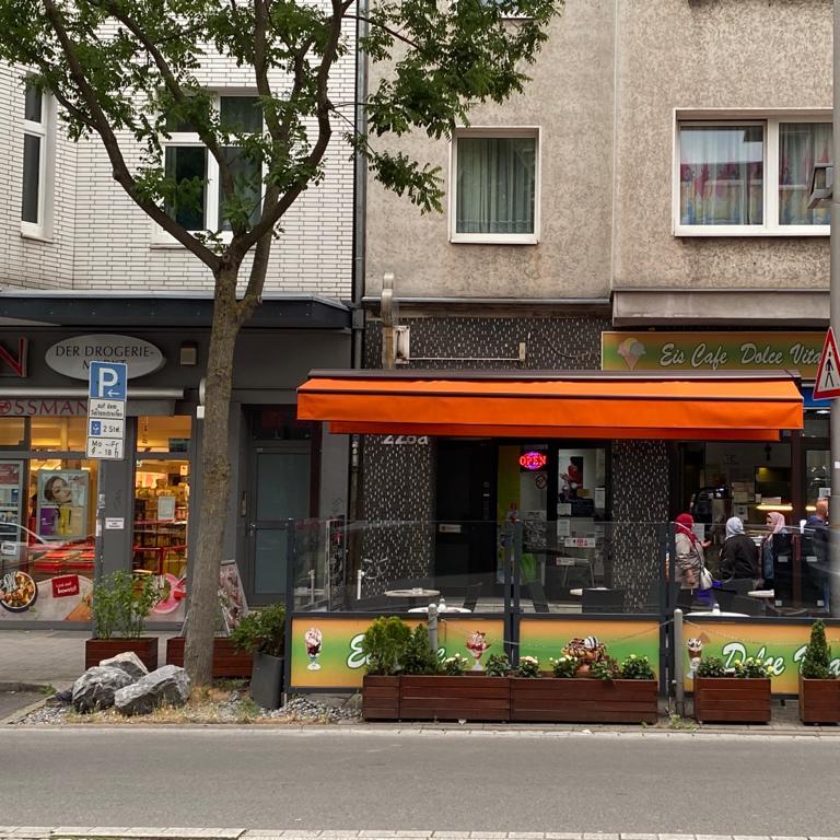 Restaurant "Eiscafé Dolce-Vita" in Düsseldorf