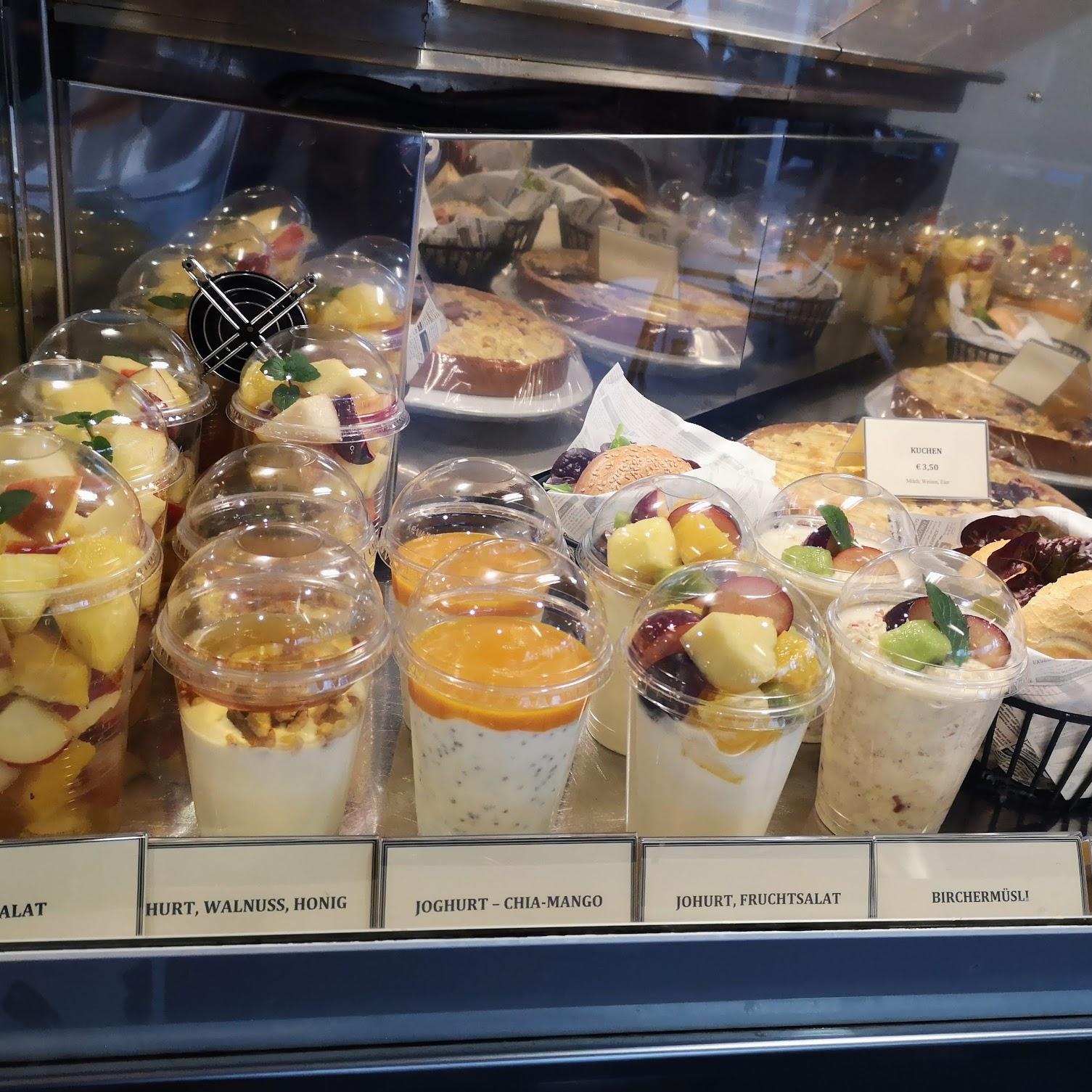 Restaurant "Viviers Café & Bistro" in Planegg