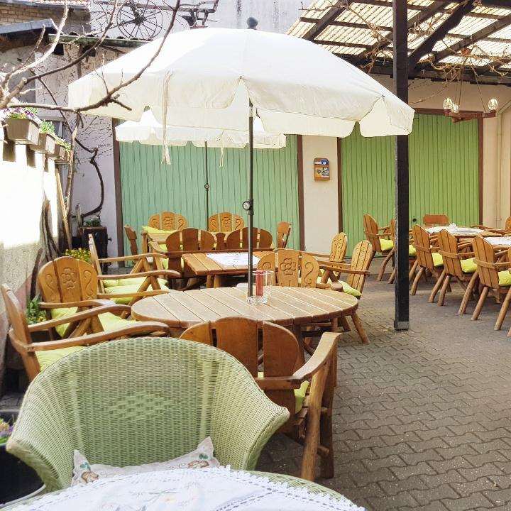 Restaurant "Agathes" in Walluf