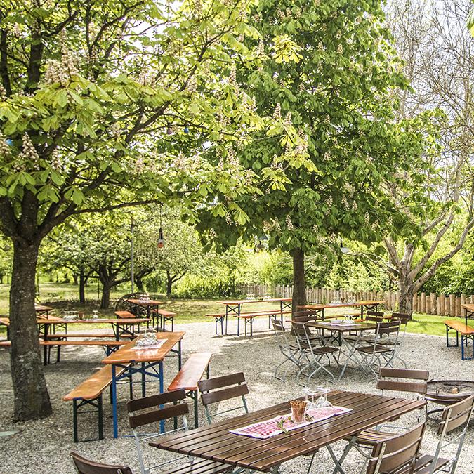 Restaurant "Cafe Beck Biergarten" in  Freystadt