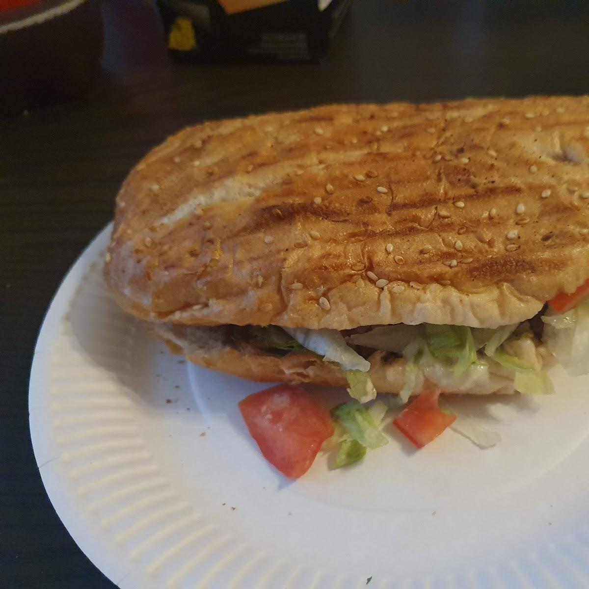 Restaurant "Zey&Bek Köfteci" in Berlin