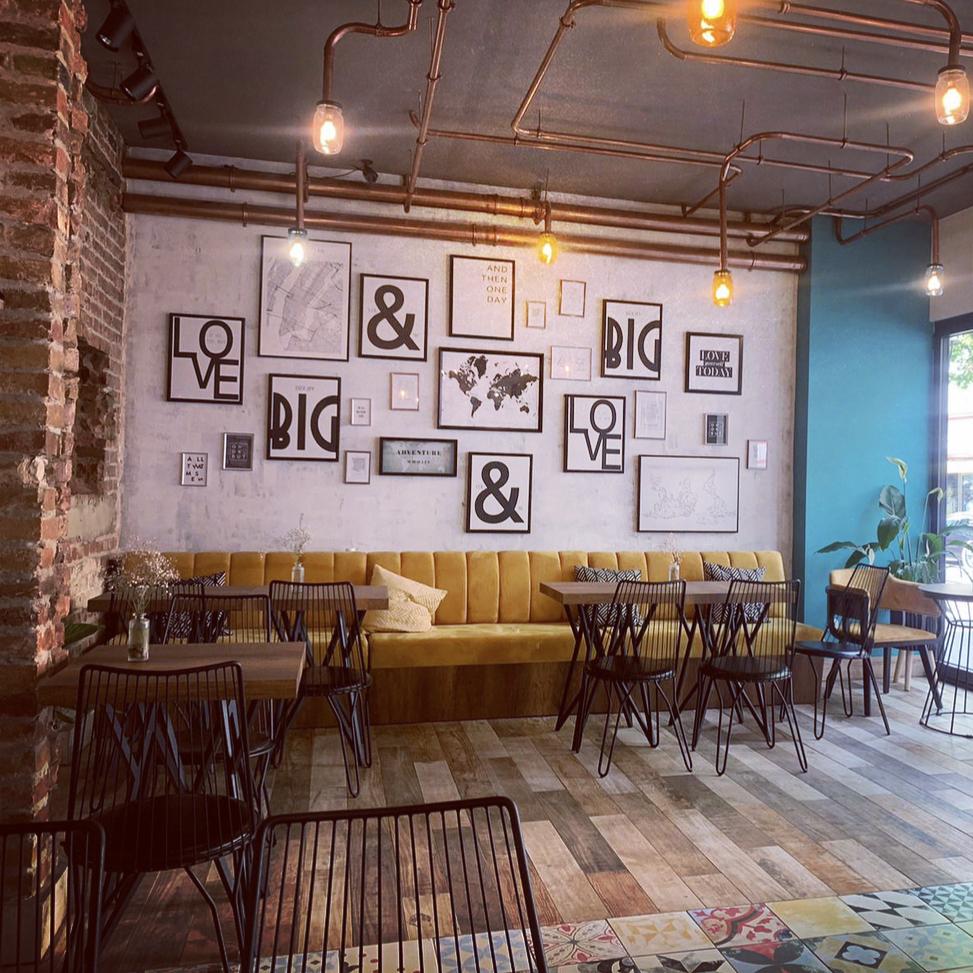 Restaurant "Ezim Cafe" in Frankfurt am Main