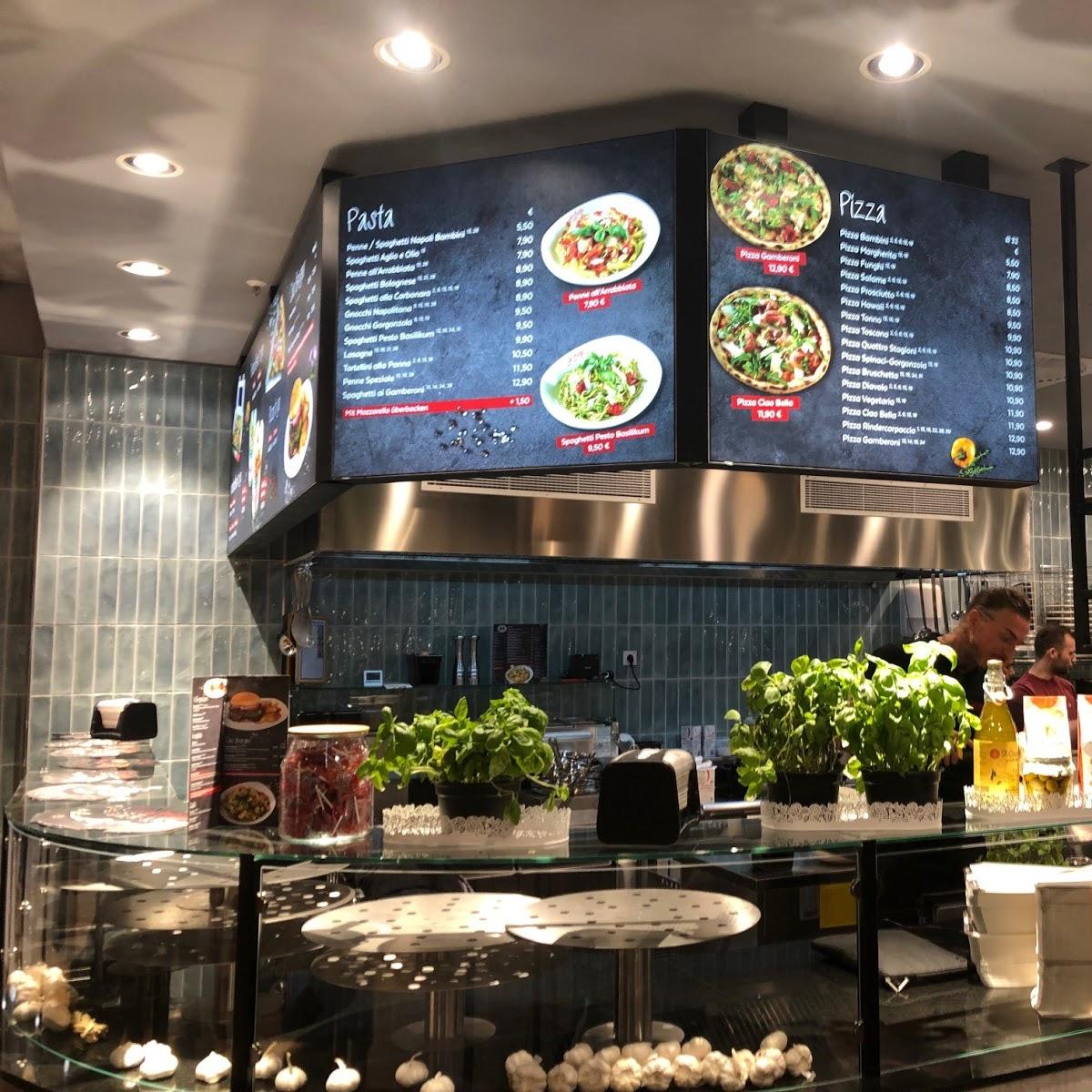 Restaurant "Ciao Bella PEP Einkaufs-Center Neuperlach" in München