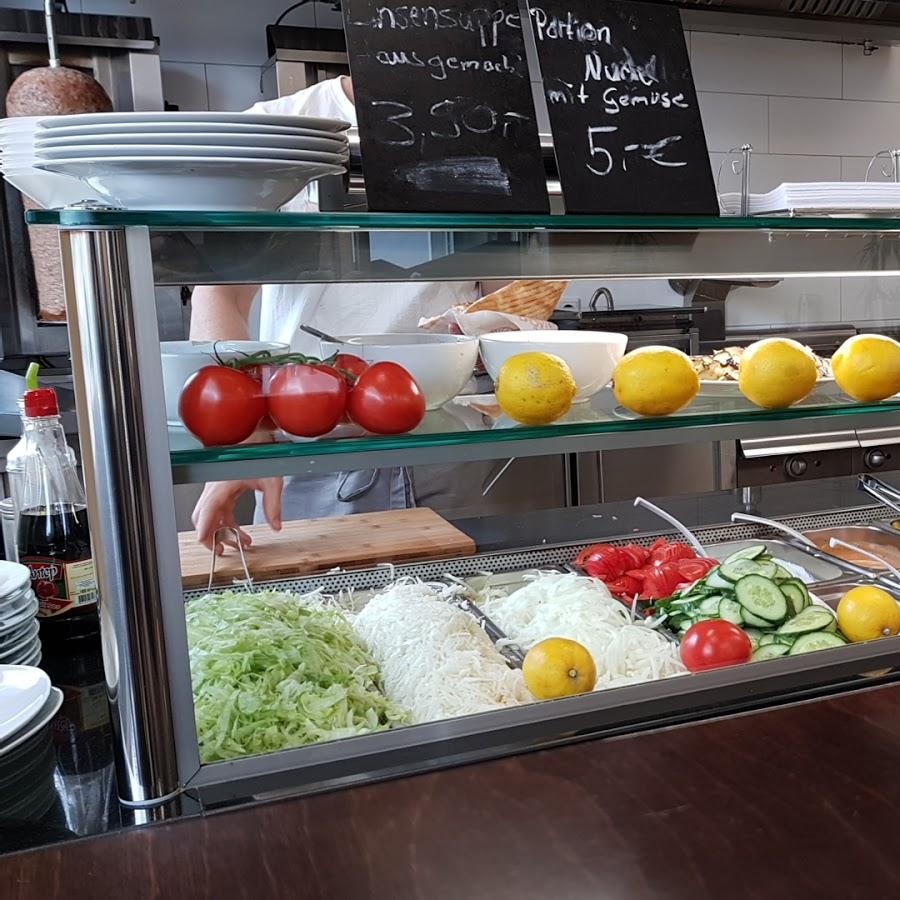 Restaurant "Schloß Döner" in Essen