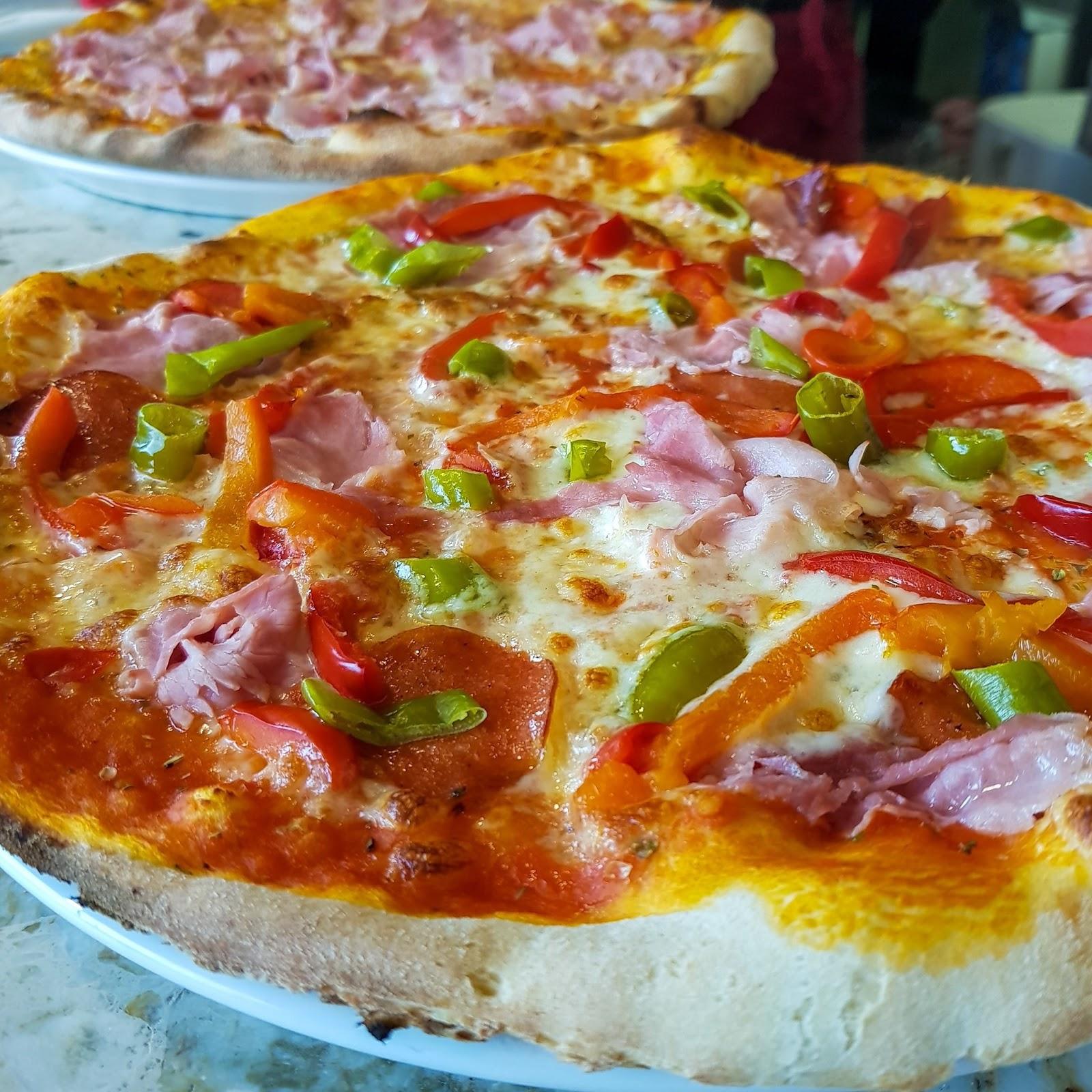 Restaurant "Pizzamanufaktur" in Wurster Nordseeküste