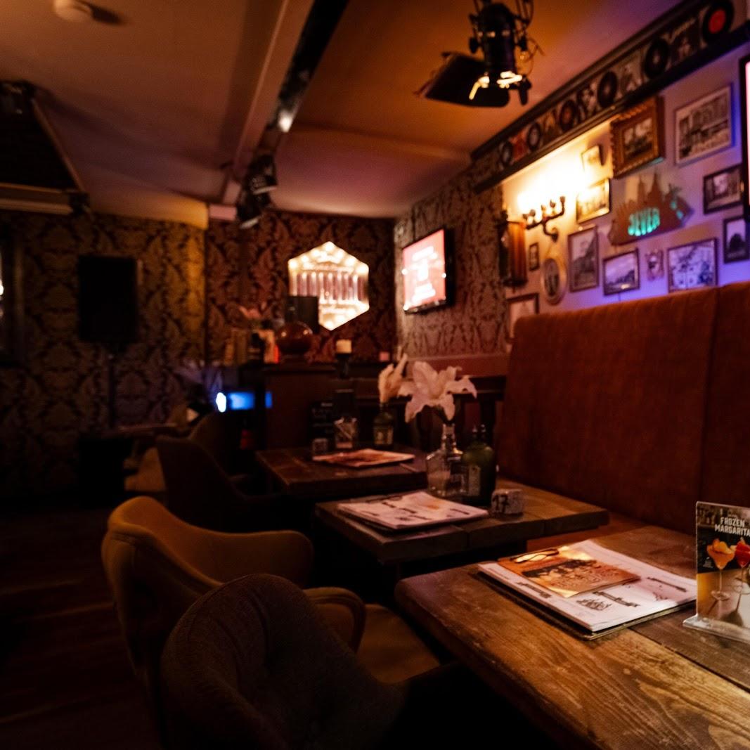 Restaurant "LAVIE • Am Alten Markt • Bar & Grill Restaurant in" in Jever