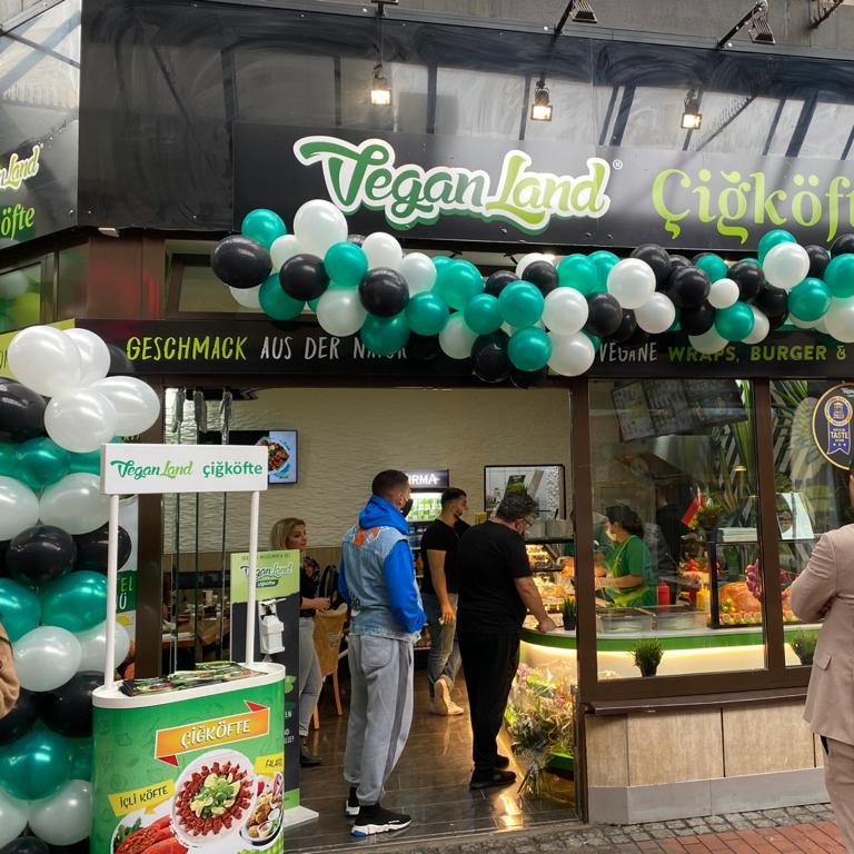 Restaurant "VeganLand Cigköfte" in Köln