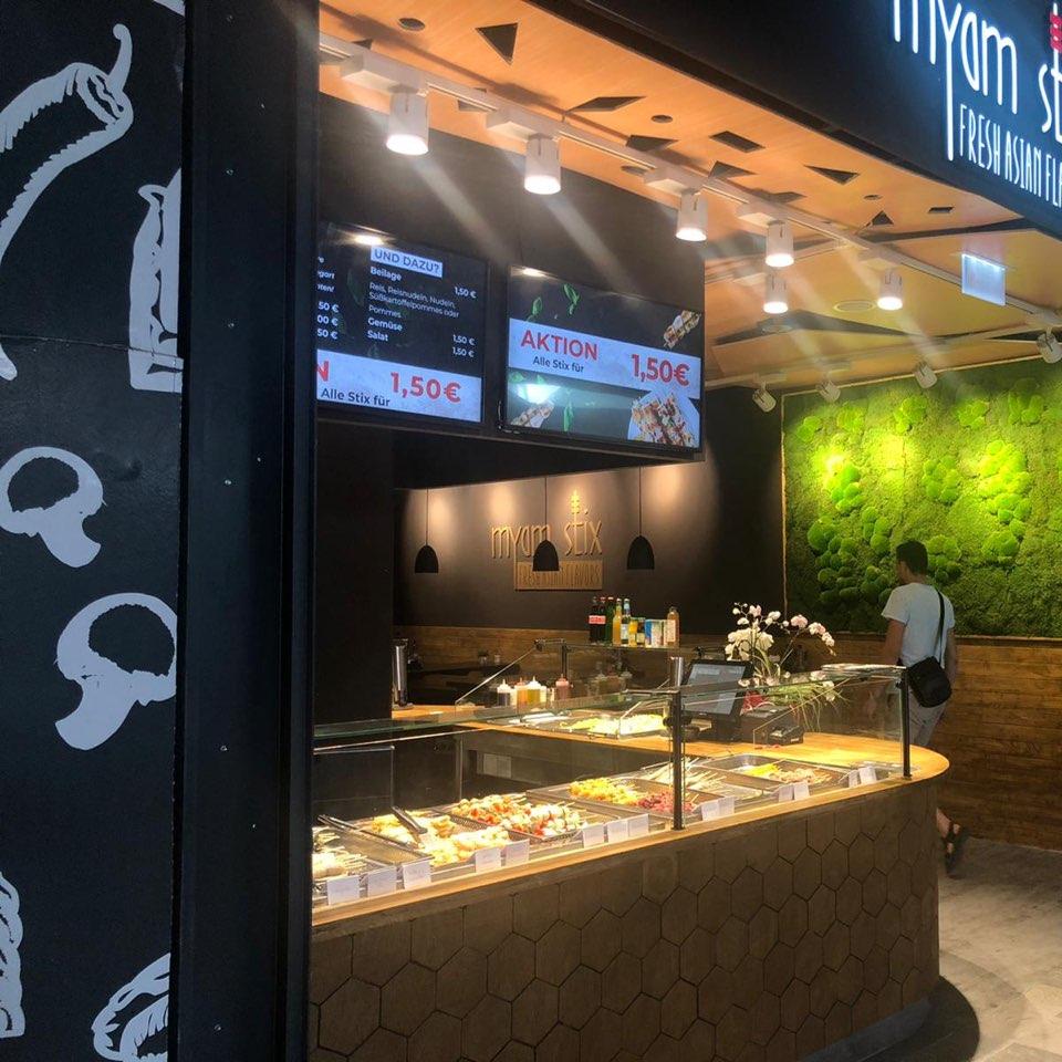 Restaurant "Myam stix" in Ahrensfelde