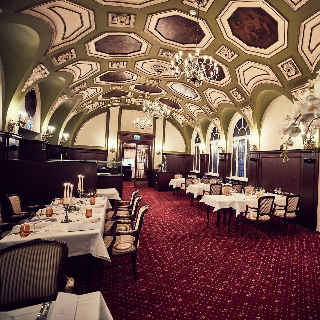 Restaurant "Gourmetrestaurant Weinhaus Uhle" in  Schwerin