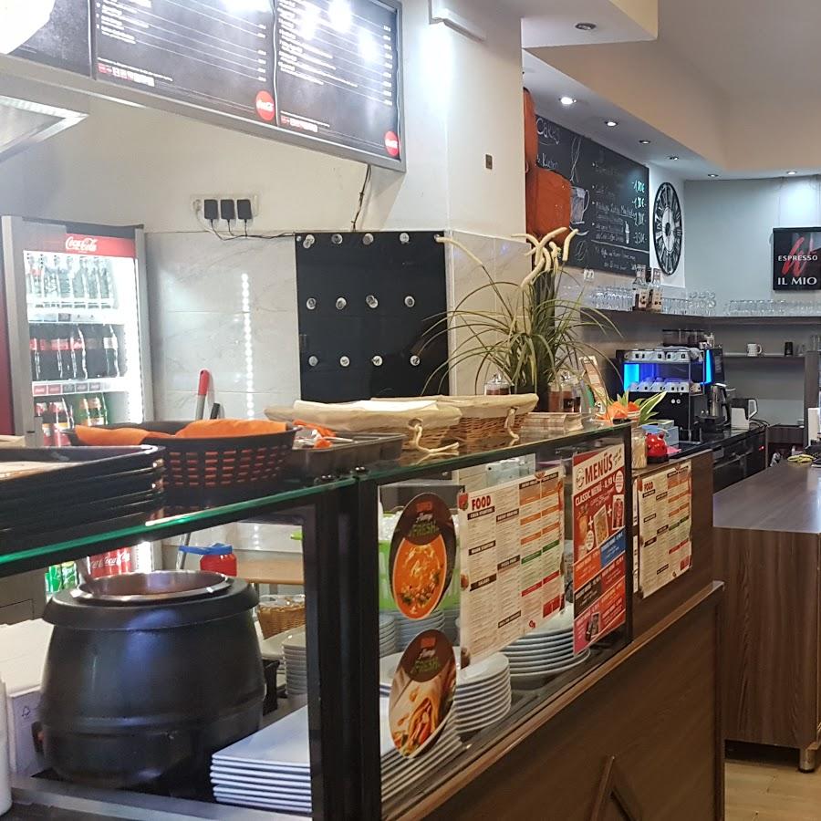 Restaurant "Roll Inn Food & Meze" in Jüchen