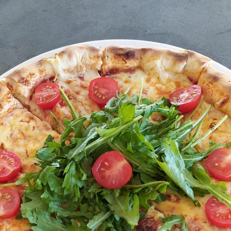 Restaurant "Pizzeria UNO MOMENTO" in Neumarkt in der Oberpfalz