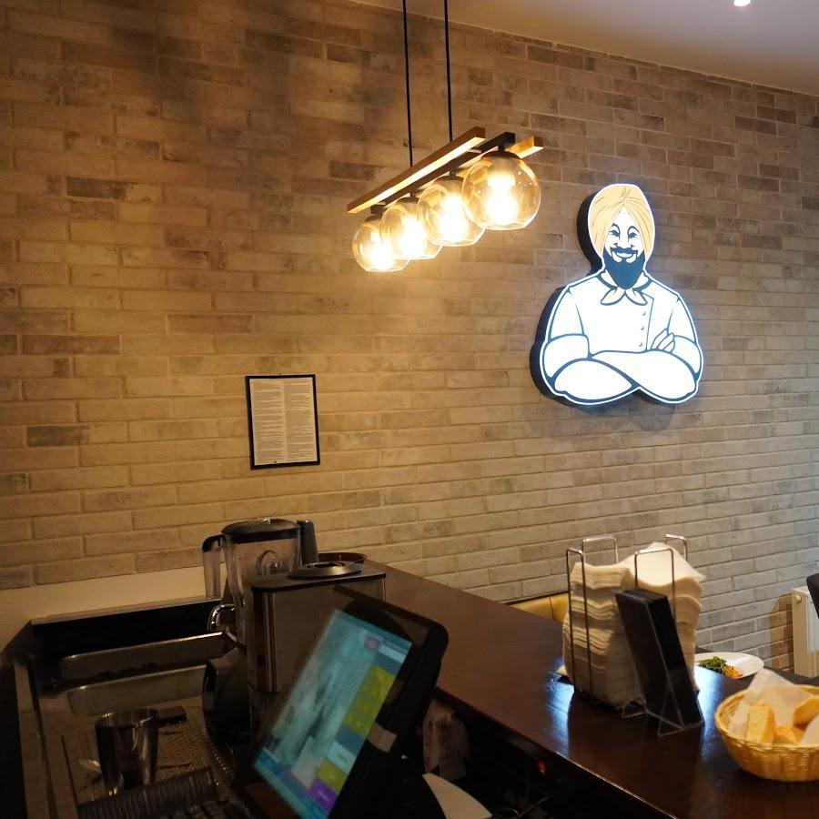 Restaurant "Roll Inc." in Berlin