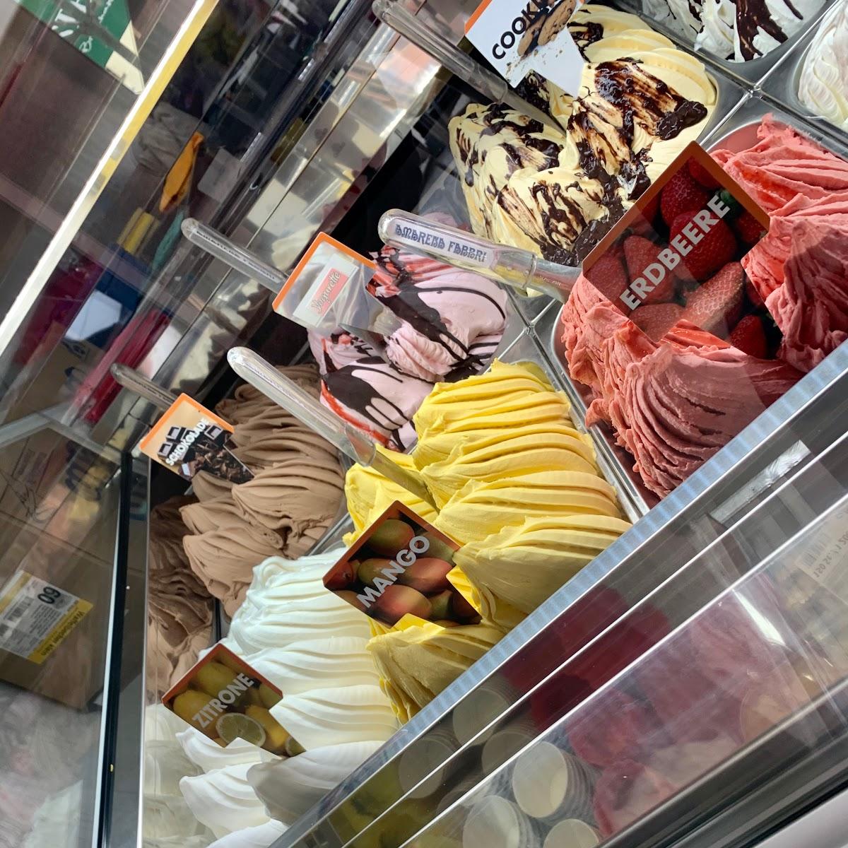 Restaurant "Eiskiosk Puro Gusto" in Philippsburg