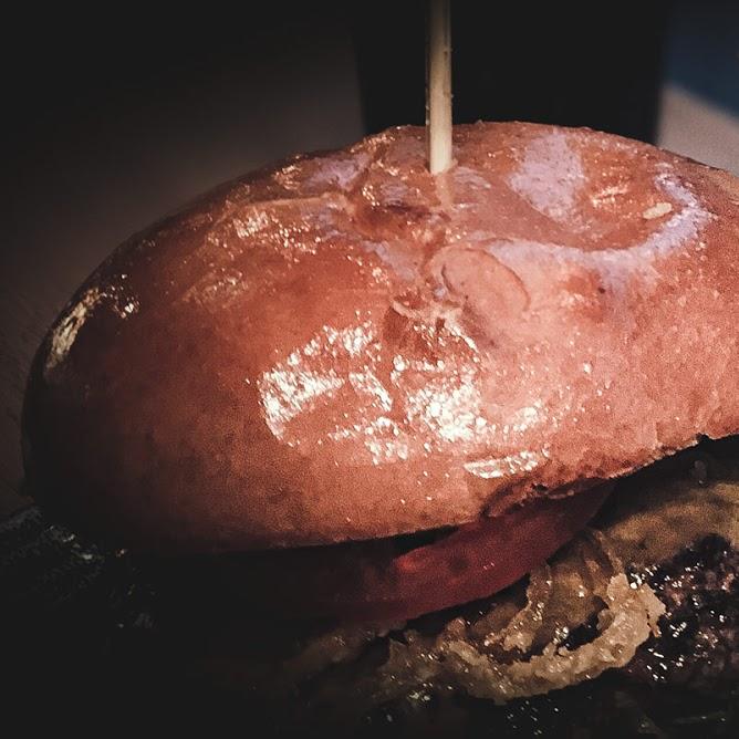 Restaurant "Zweihandvoll-Burger" in Lübeck