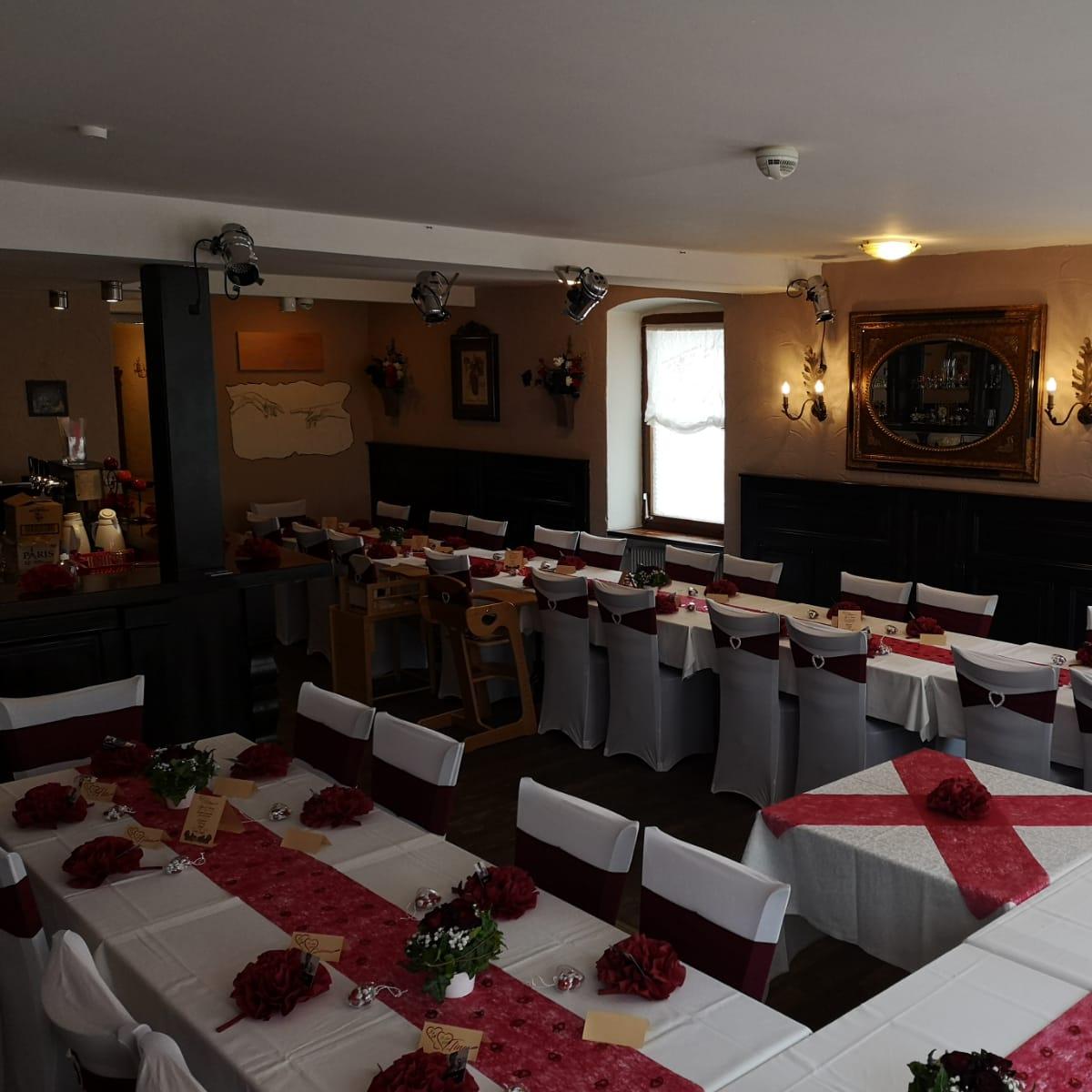 Restaurant "Fässla Stubn" in Hallstadt