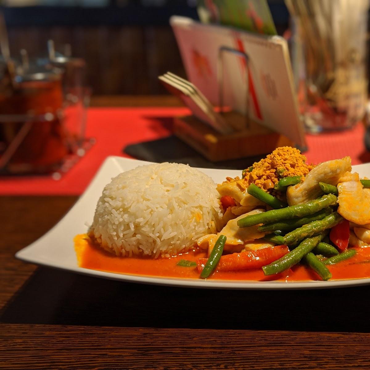 Restaurant "Food Rockers American Thai" in Neu-Isenburg