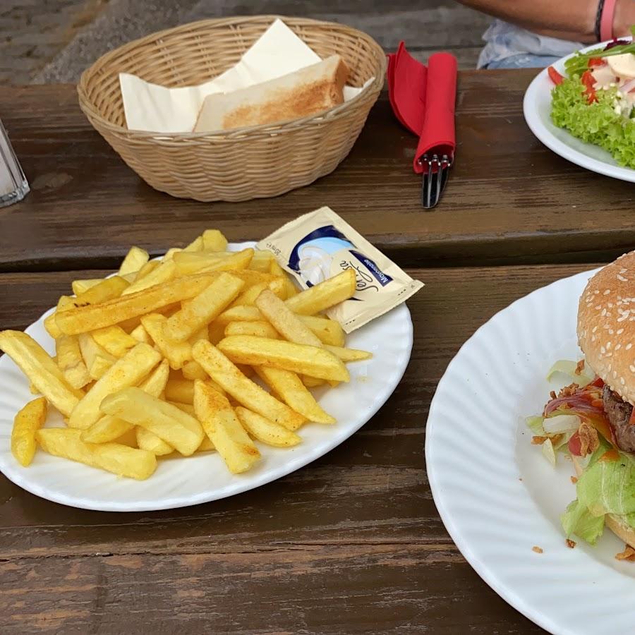 Restaurant "Schloßberg Hütte" in  Medebach