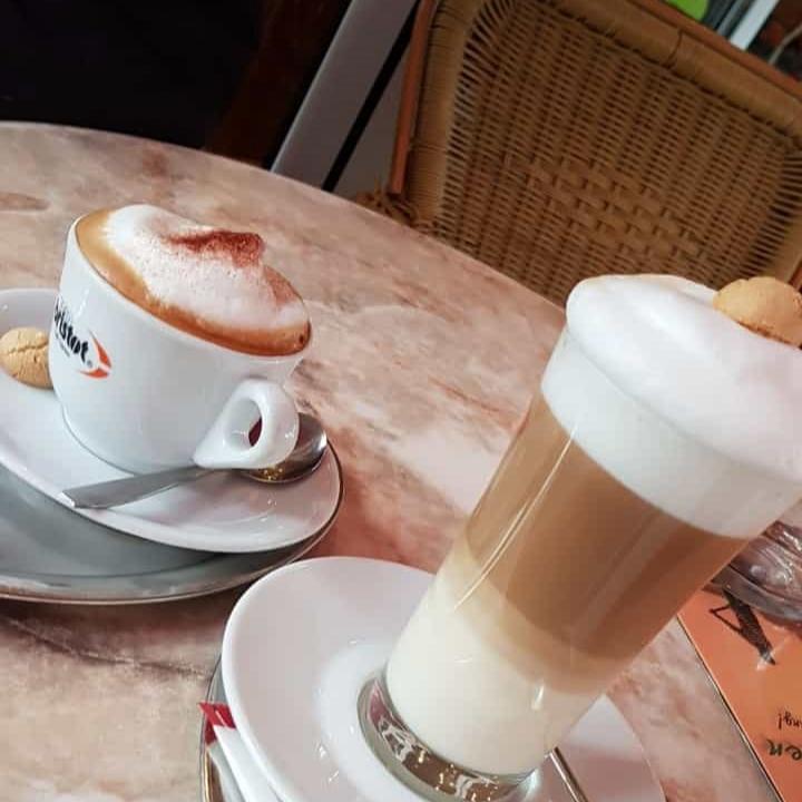 Restaurant "Eiscafé Zampolli Inhaber Yüksel Arslan eK" in Grevenbroich