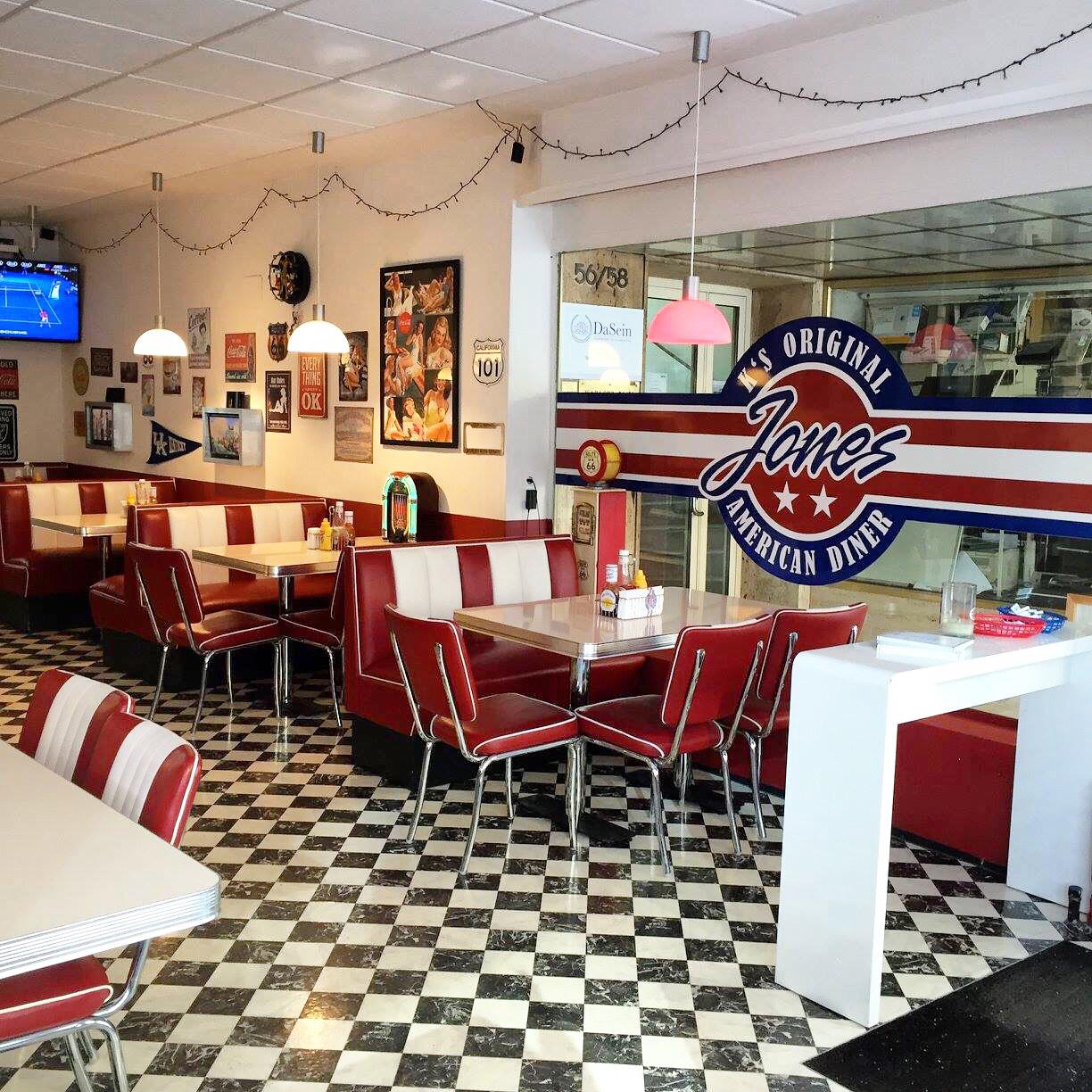 Restaurant "Jones Original American Diner" in München
