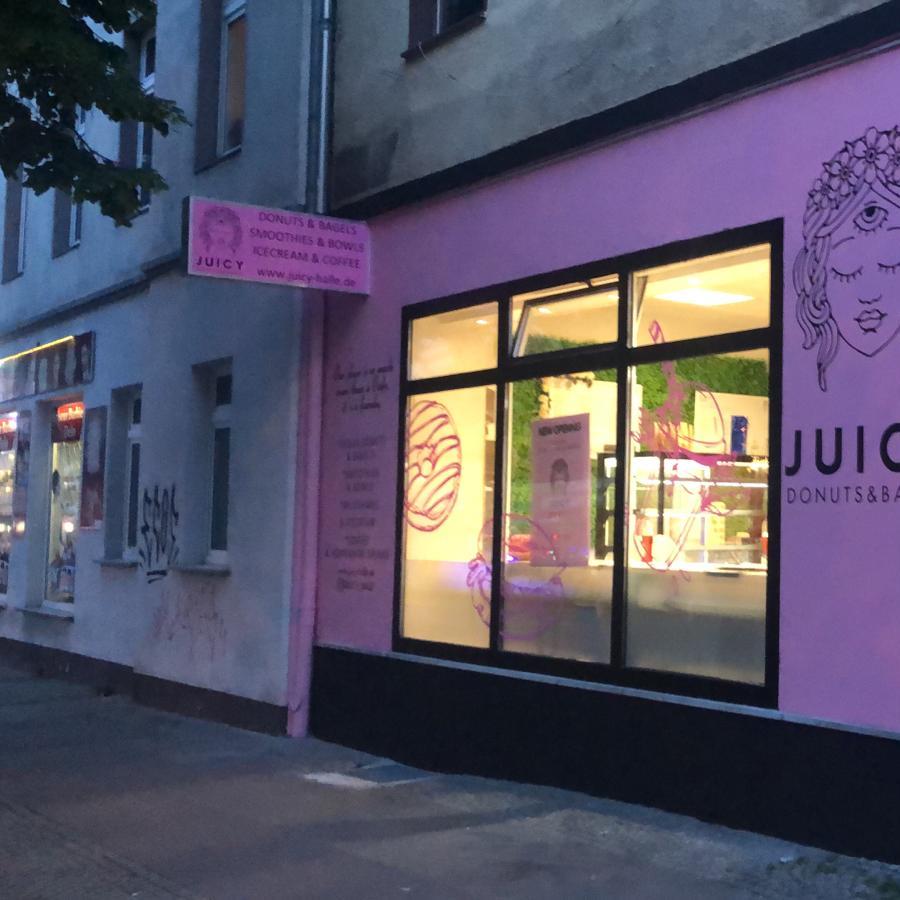 Restaurant "JUICY - vegan Donuts & Bagels - Coffee - Eis - Bowls - Smoothies" in Halle (Saale)