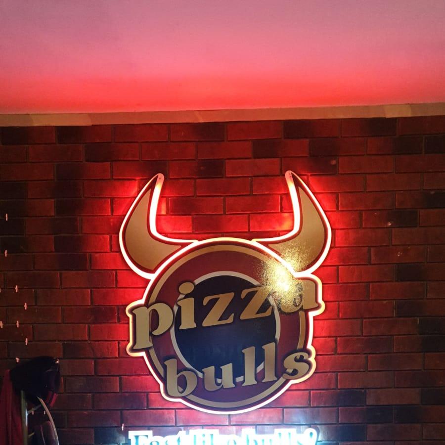 Restaurant "Pizza Bulls" in Berlin