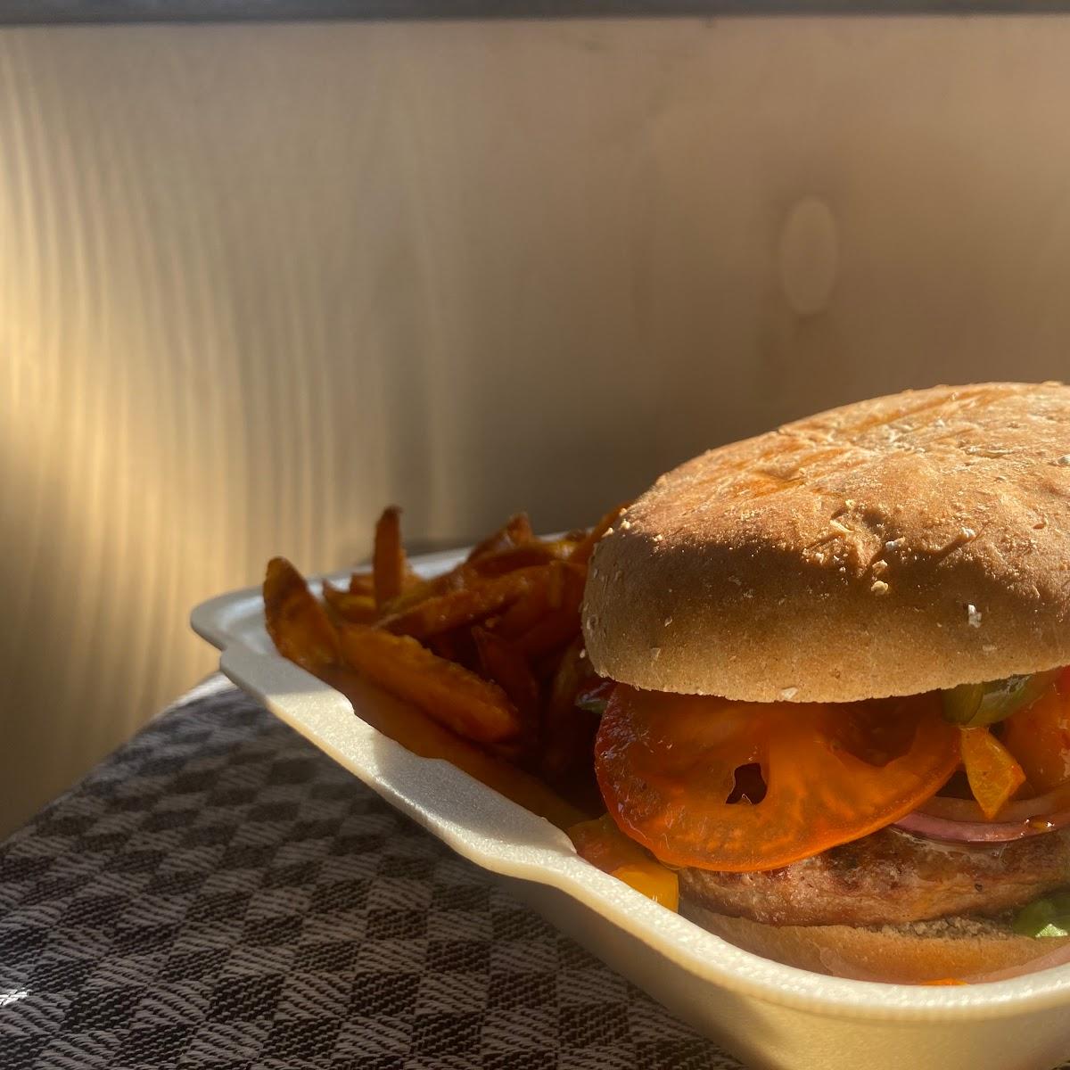 Restaurant "Balaton Express zum Ziehbrunnen" in Berlin