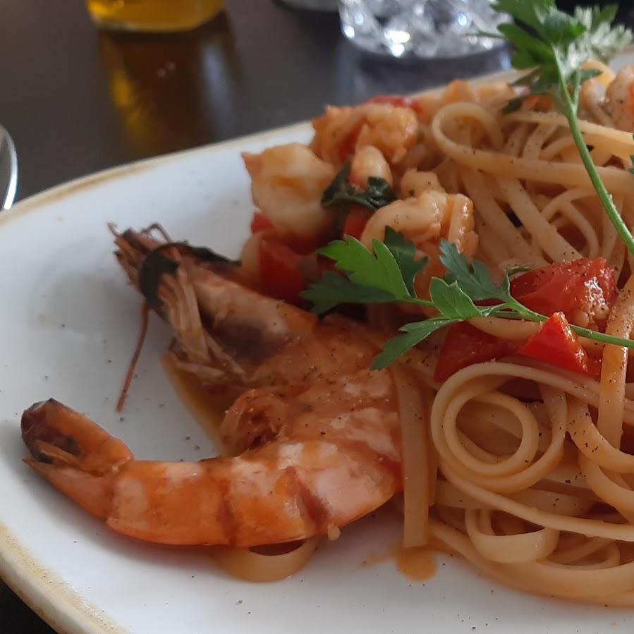 Restaurant "Pizziamo" in München