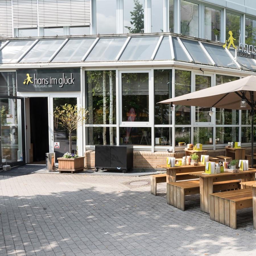 Restaurant "HANS IM GLÜCK Burgergrill & Bar" in München